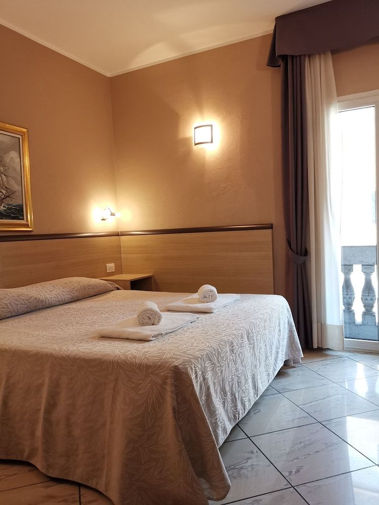 Hotel Brianza Double Room 5