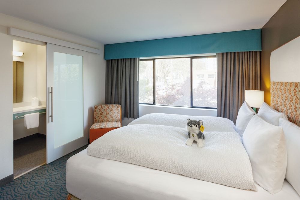 undefined Staypineapple, University Inn, University District Seattle