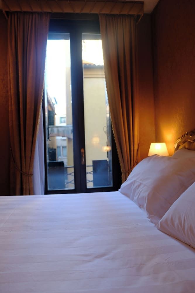 Hotel San Gallo Romantic Double or Twin Room, 1 Bedroom, Courtyard View, Tower 3