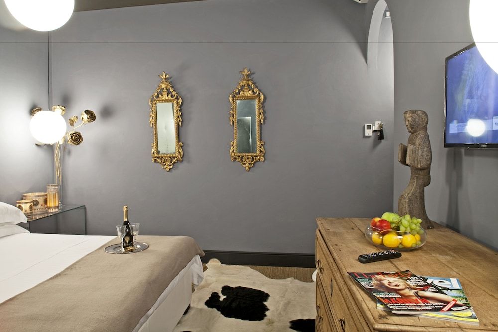 undefined Porcellino Gallery 10