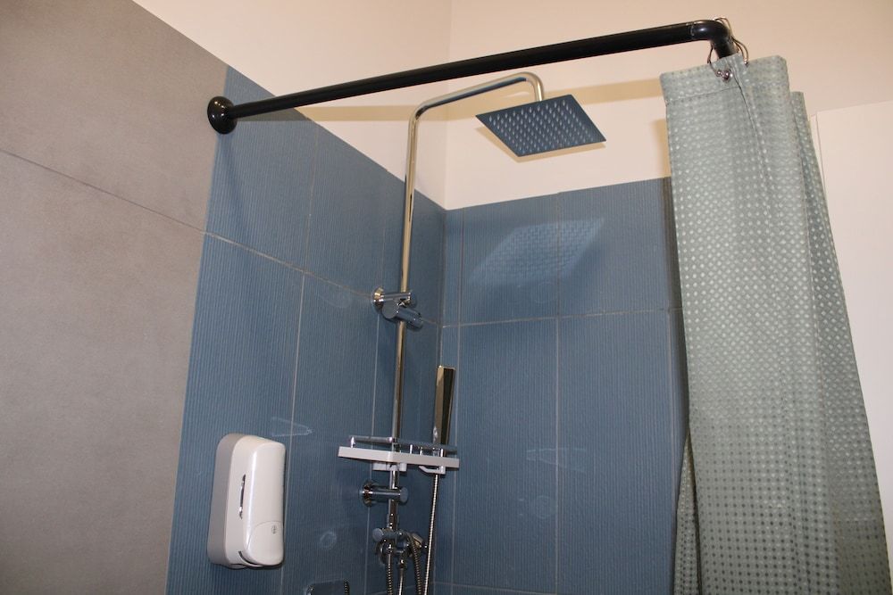 Roma Scout Center - Hostel Double or Twin Room, Private Bathroom 6