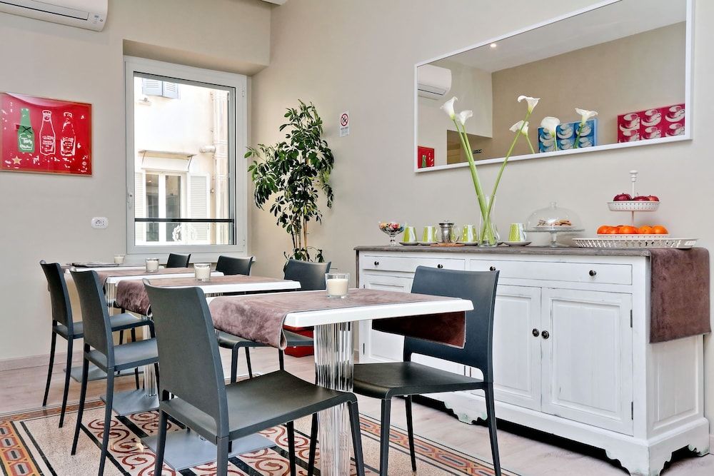 undefined Relais Servio Tullio 9