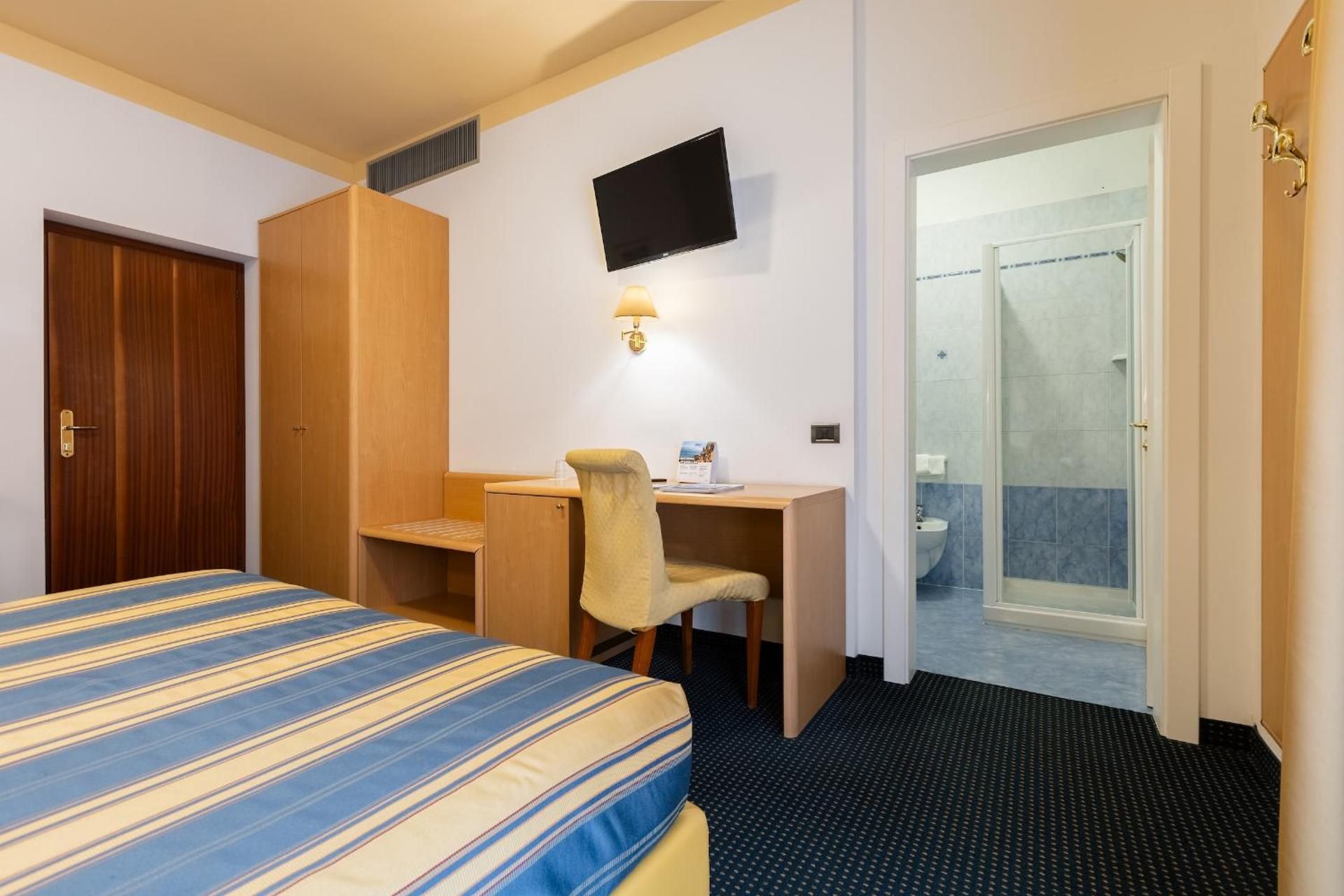 Economy Double or Twin Room