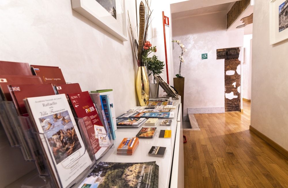 undefined Dulcis Inn Pantheon 8