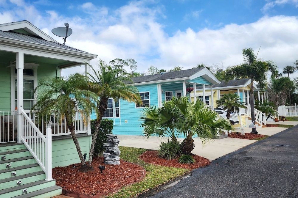 undefined Tropical Palms Resort 5