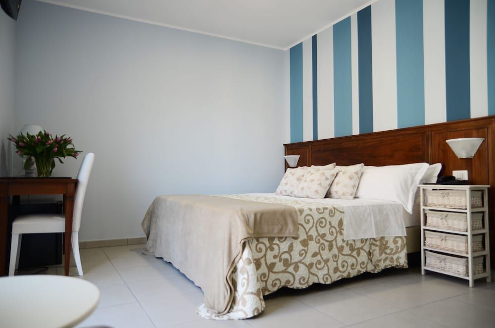 Hotel Giulio Cesare Suite Quadrupla 2