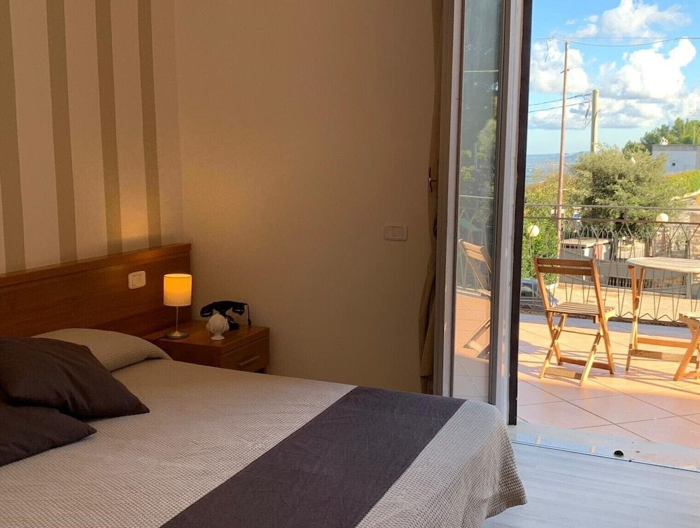 Double or Twin Room, Sea View