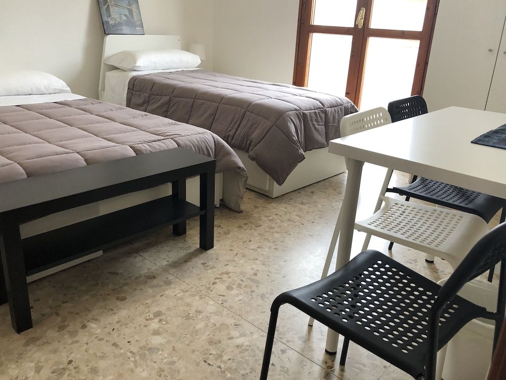 Aliante B&B and 2 Triple Room, Multiple Beds, Private Bathroom, City View