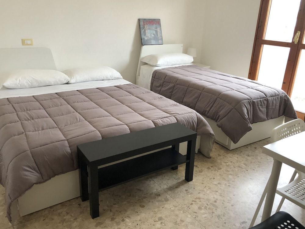 Aliante B&B and 2 Triple Room, Multiple Beds, Private Bathroom, City View 4