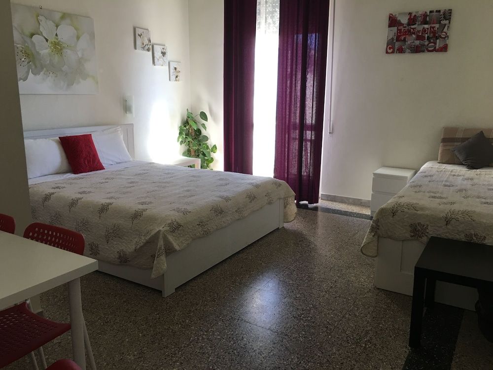Aliante B&B and 2 Triple Room, Multiple Beds, Private Bathroom, City View 9