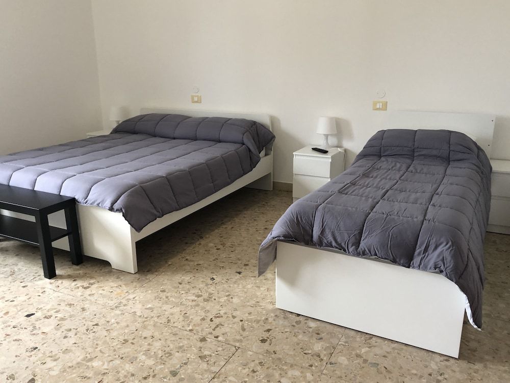 Aliante B&B and 2 Triple Room, Multiple Beds, Private Bathroom, City View 3