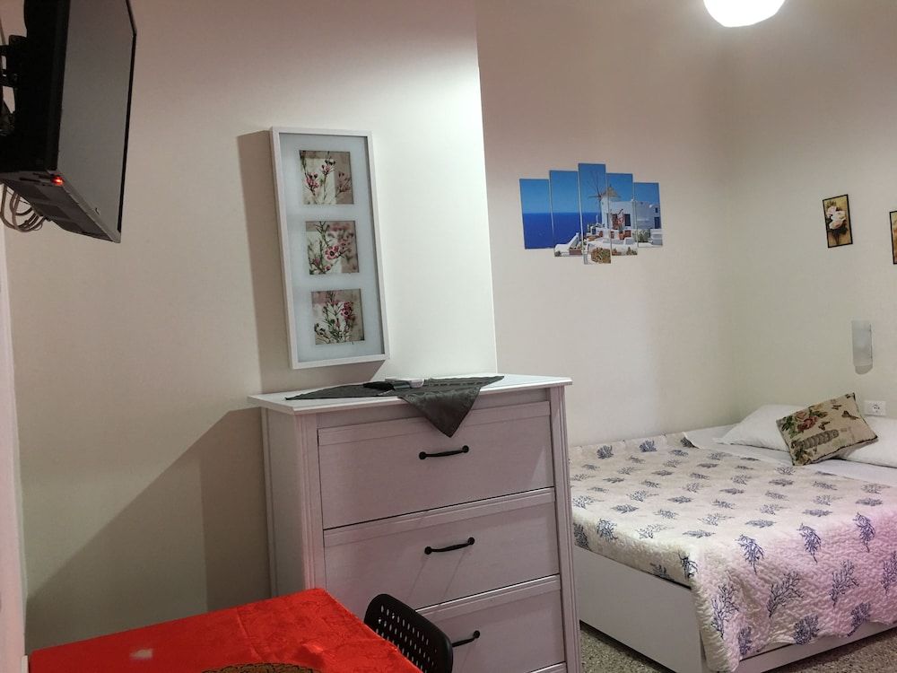 Aliante B&B and 2 Triple Room, Multiple Beds, Private Bathroom, City View 27