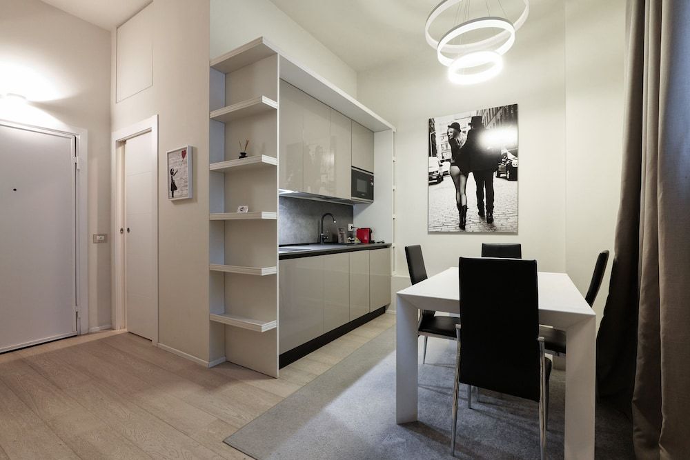 undefined La Chambre Milano