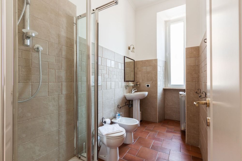 Domus Quiritum Deluxe Triple Room 5