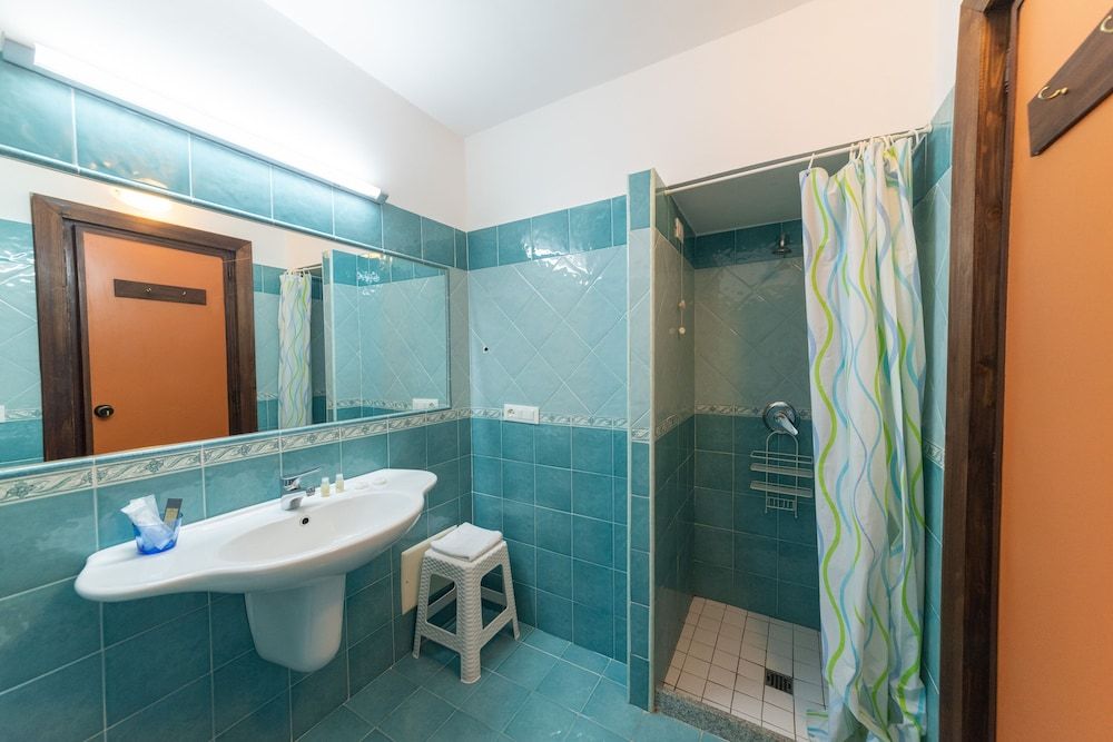 Maison Twentyfive Double or Twin Room, Non Smoking, Garden View 17