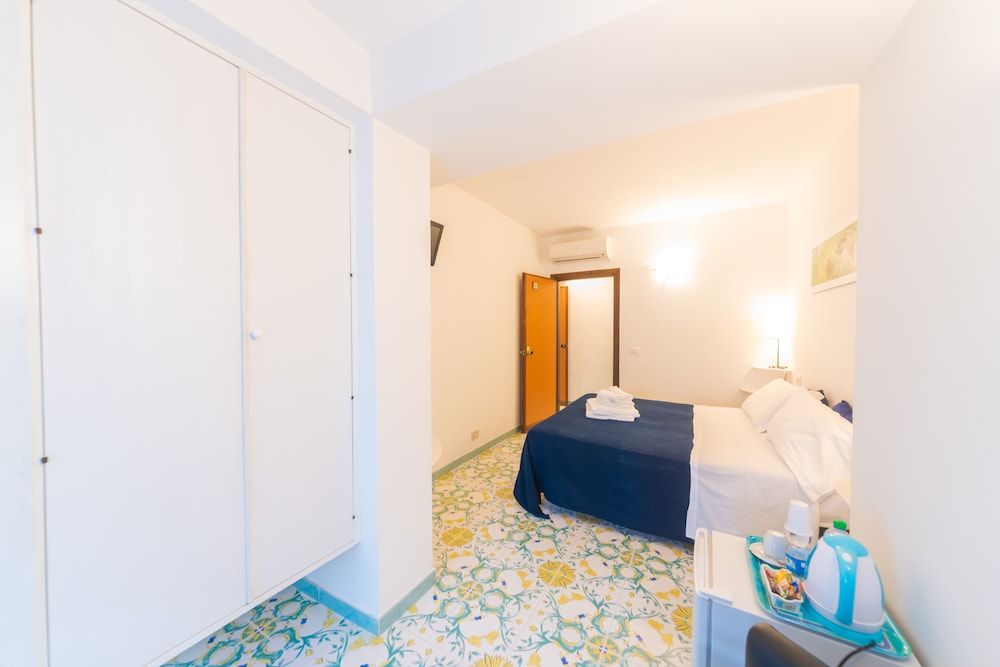 Maison Twentyfive Double or Twin Room, Non Smoking, Garden View 22