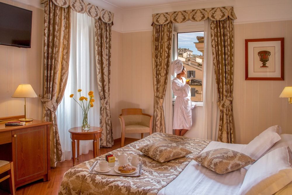 Room Service - Dining