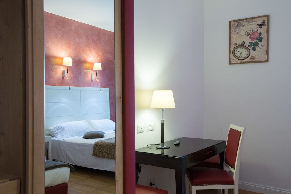 Floris Hotel Comfort Twin Room 3