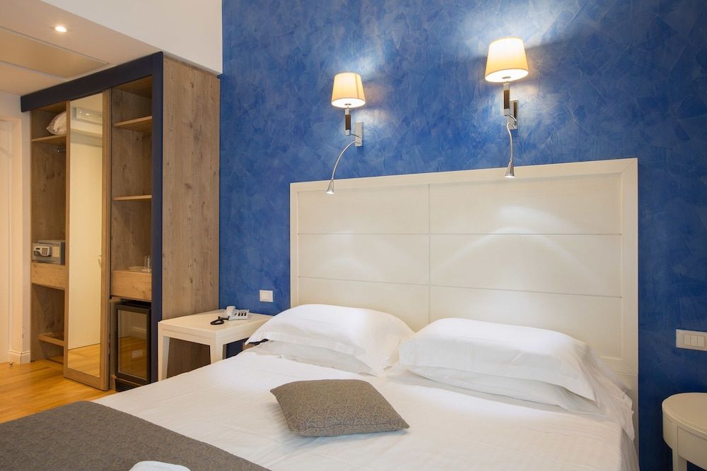 Floris Hotel Comfort Twin Room 4