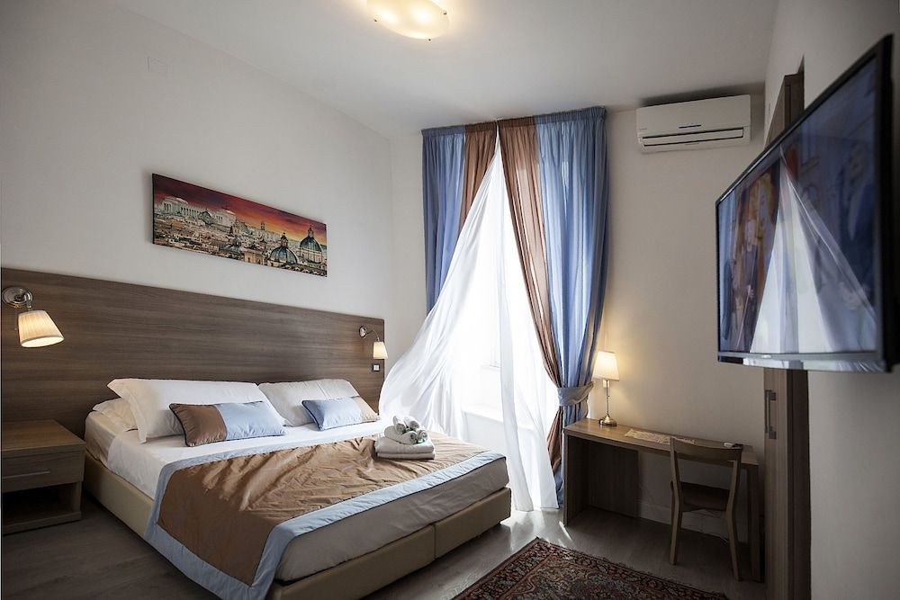 Roman Holidays cuore dell'Impero Double Room 11