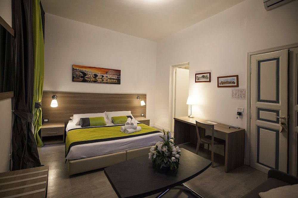 Roman Holidays cuore dell'Impero Double Room 13