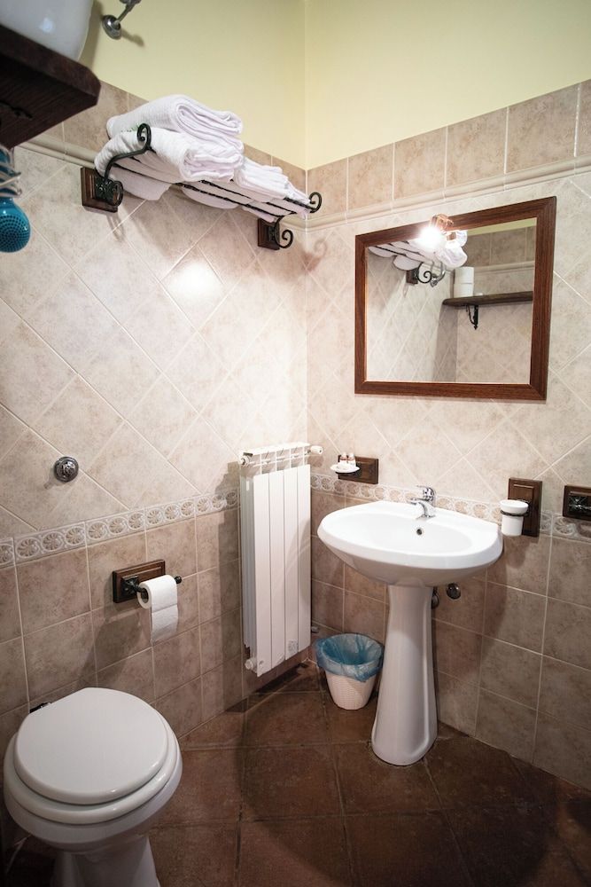 Casale Poggio Nebbia Comfort Double Room, 1 Queen Bed 28