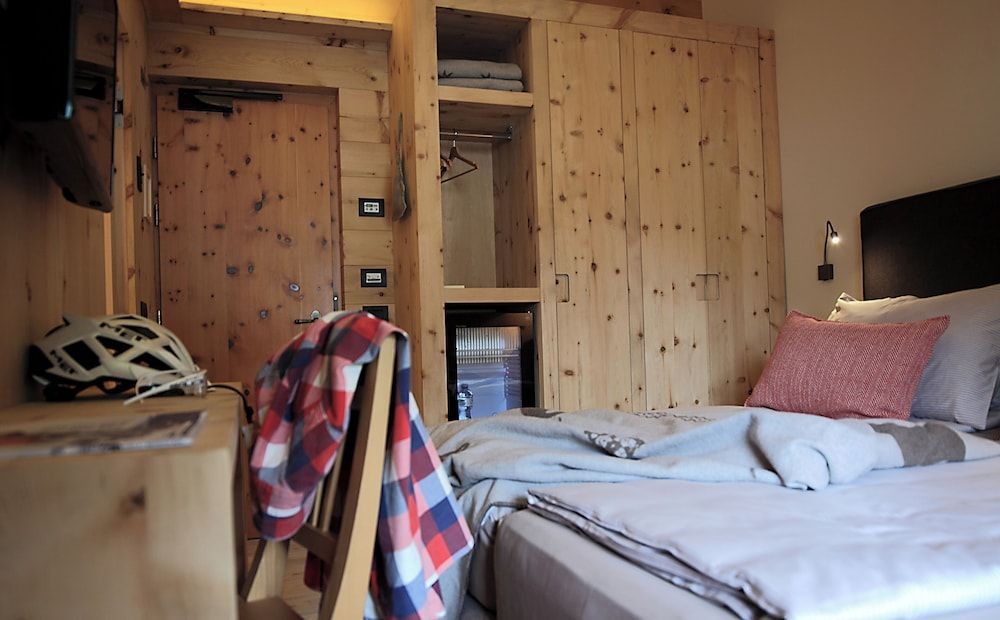 Genzianella Small Double Room 3