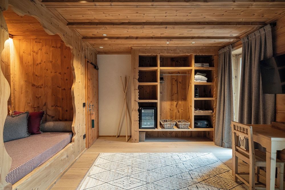 Genzianella Junior Suite, Balcony, Mountain View 10