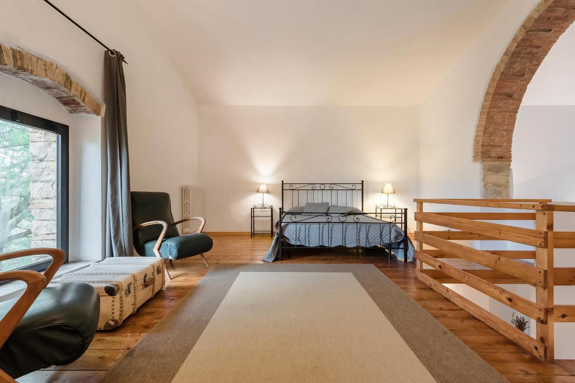 Apartment - Split Level