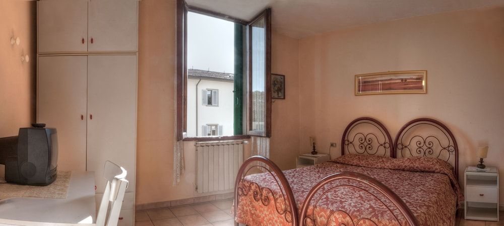 Hotel Masaccio Florence Economy Double or Twin Room, Shared Bathroom 3