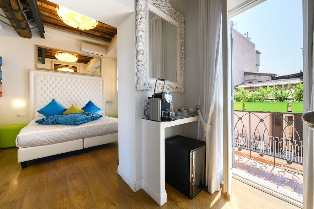 Superior Double Room, Balcony, City View