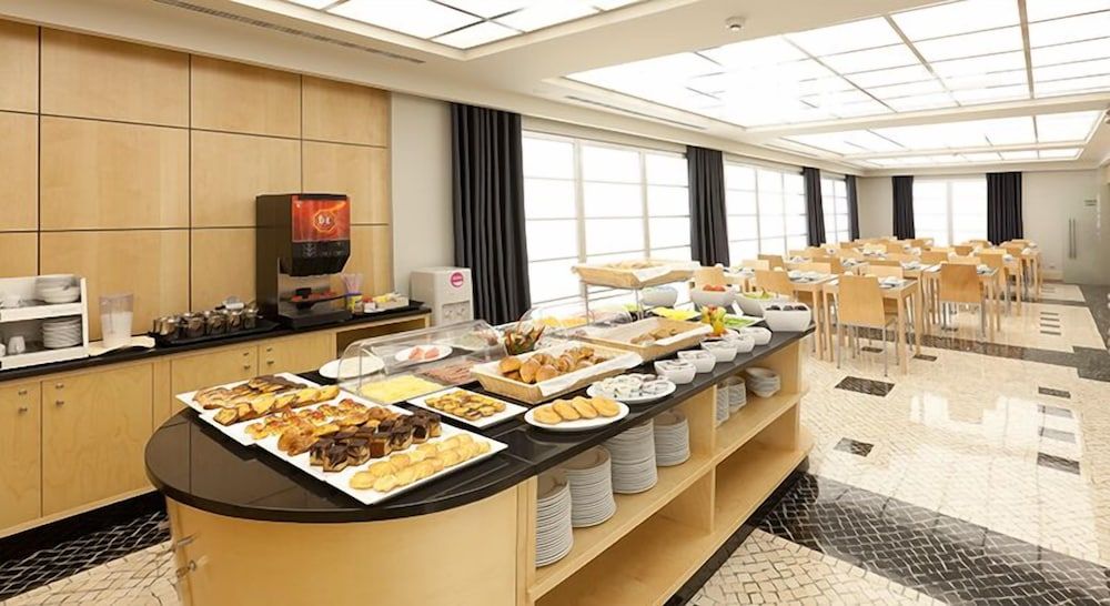 undefined Hotel Alif Avenidas 9