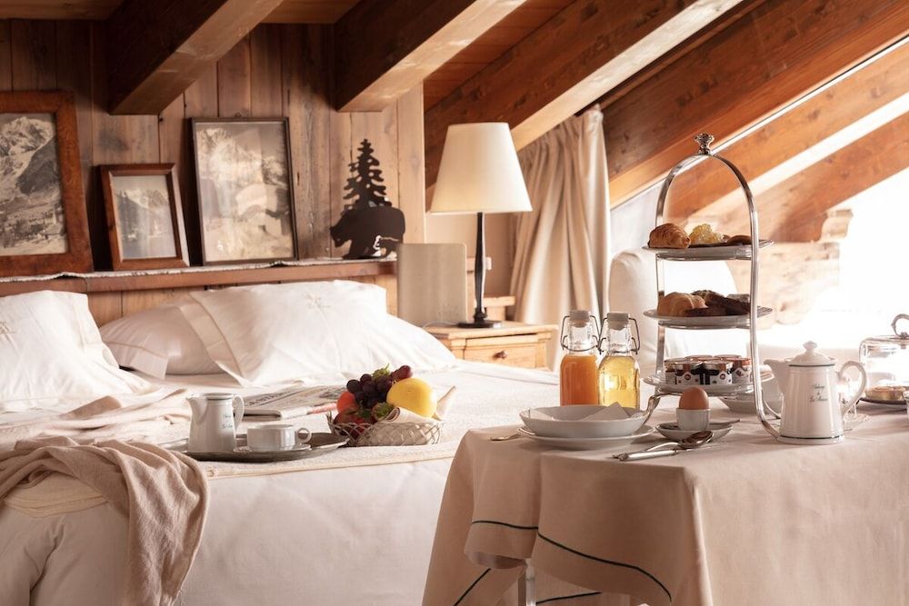 Suite, Balcony