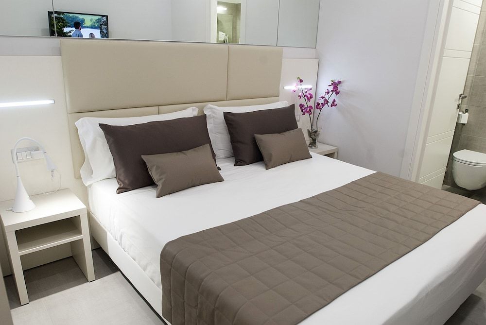 Merulana Holidays Standard Double or Twin Room 9