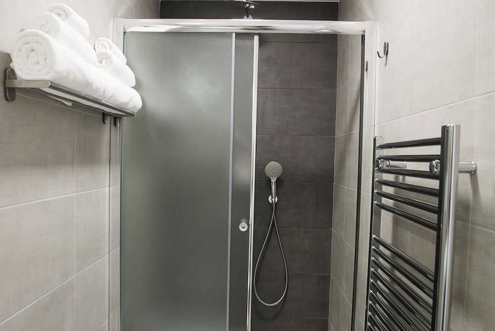 Merulana Holidays Standard Double or Twin Room 17