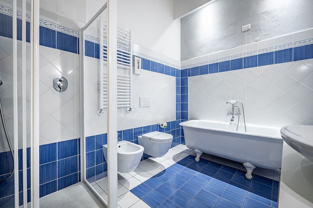 Residenza d'Epoca Palazzo Riblet Deluxe Double Room 9