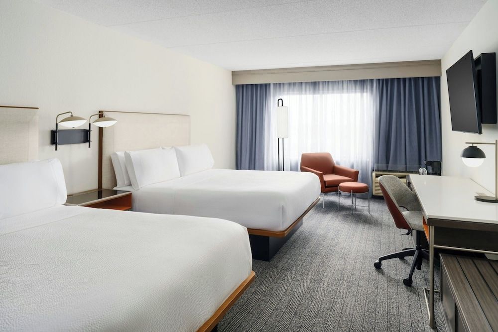 undefined Courtyard by Marriott Chicago Midway Airport