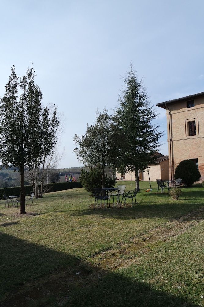 undefined Fonte dei Tufi 3