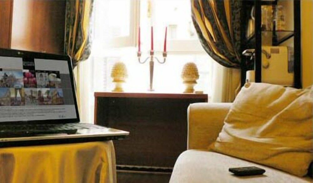 undefined Bed and Breakfast Rosmini 10