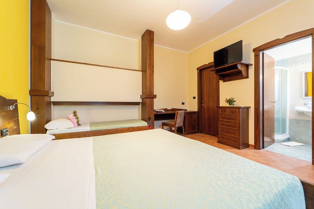 Hotel Masseria Le Pajare Family Room 4