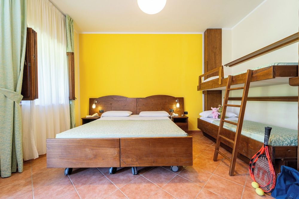 Hotel Masseria Le Pajare Family Room 6