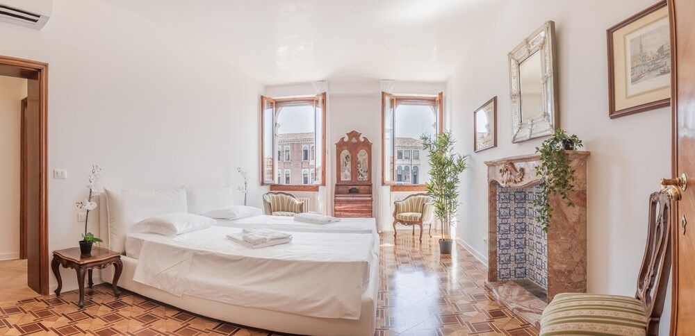 Panoramic Apartment, 2 Bedrooms (Check-in online)