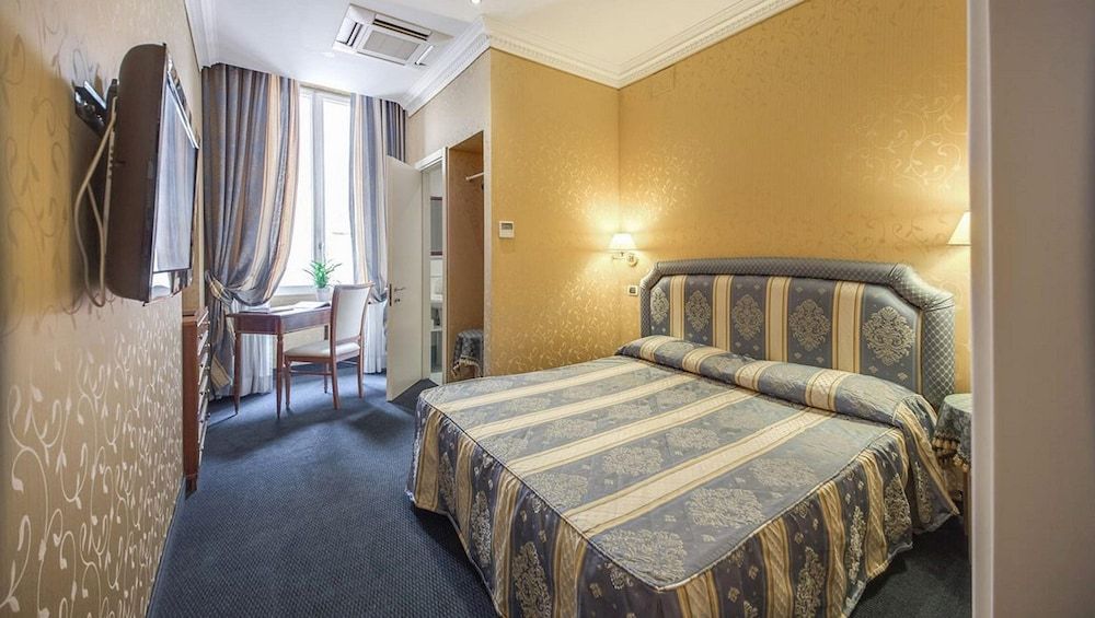 939 Hotel Economy Double Room