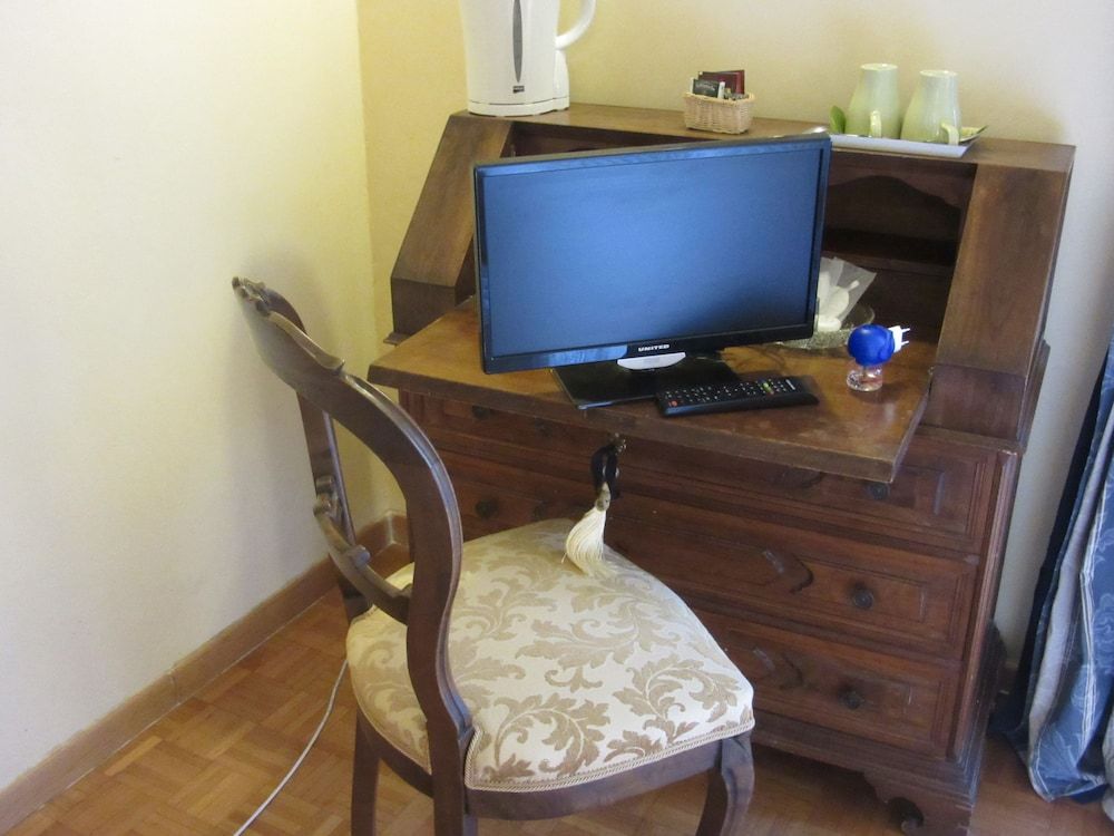 undefined Il Giardino Della Melagrana 2