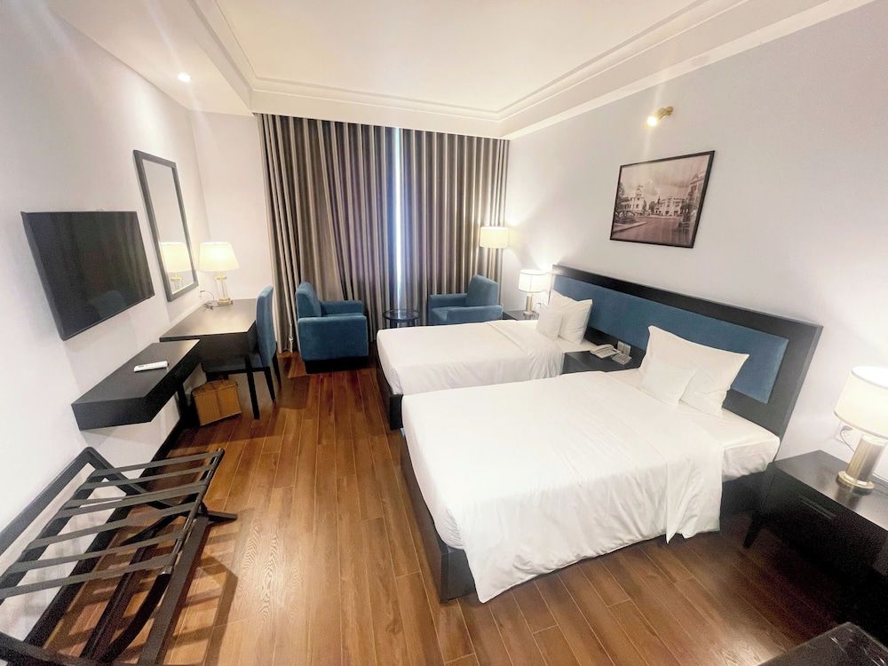 Arc En Ciel Hotel Deluxe Room 4