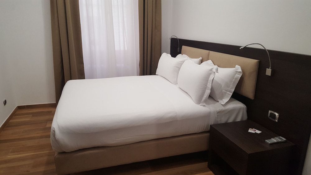 Deluxe Suite, Kitchen