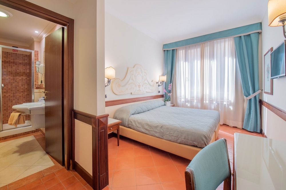 Hotel Michelangelo Economy Room, Annex Building (1st floor, no elevator)