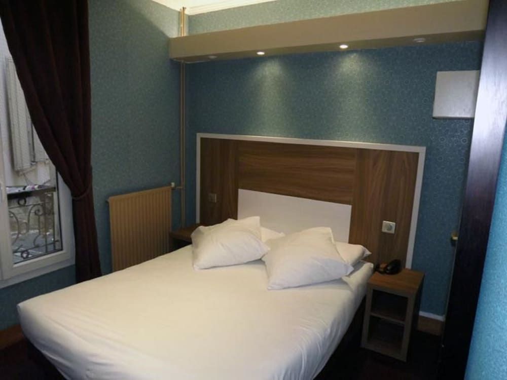 undefined Grand Hotel Nouvel Opera 9