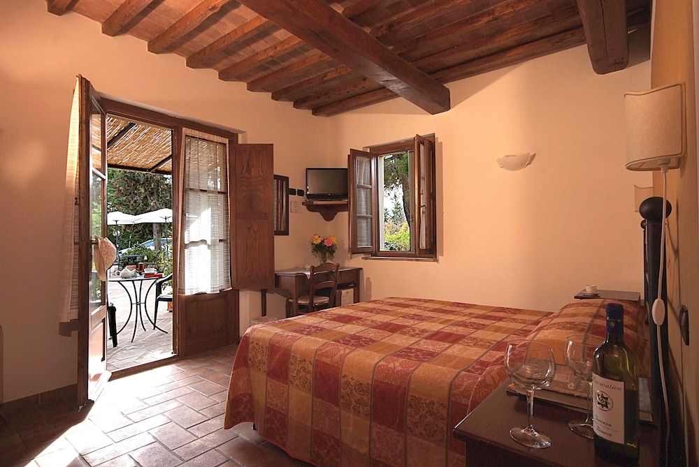 Basic Double Room