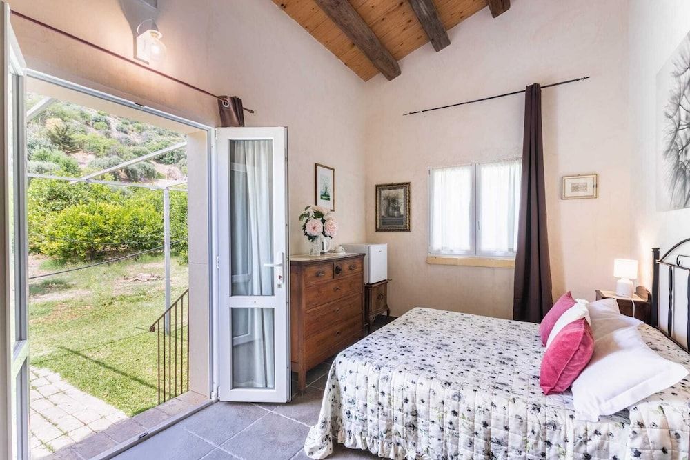 Superior Room, 1 Bedroom, Garden View
